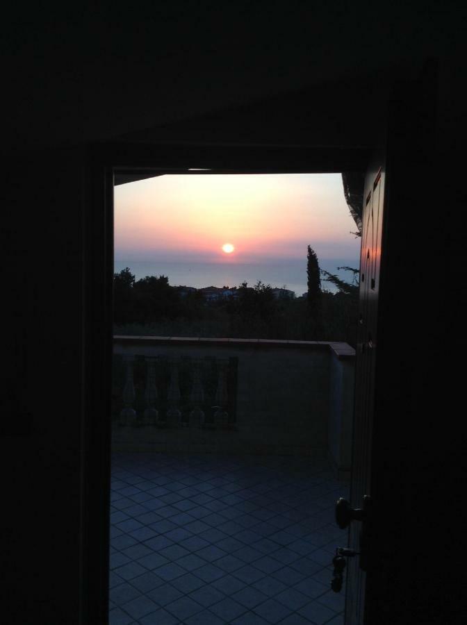 L' Alba Di Alice Apartment ซิลวี มารีน่า ภายนอก รูปภาพ